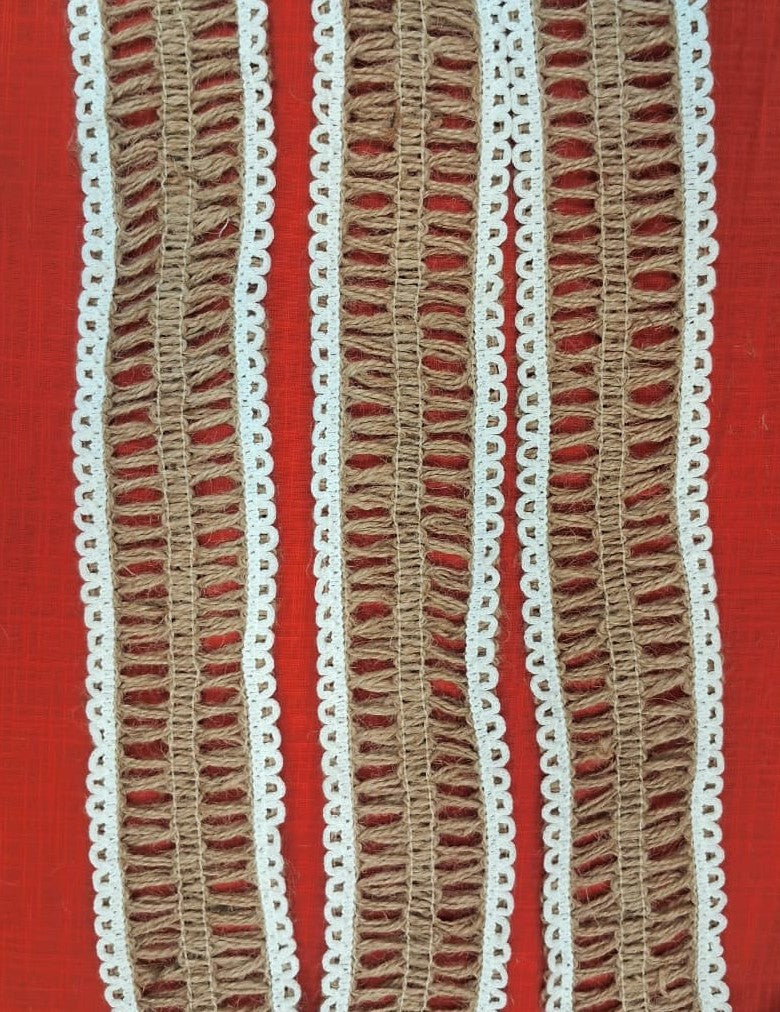Rustic Jute Lace Trim with White Cotton Crochet Edging – 6.5 cm Wide Natural Burlap Ribbon for Crafts, Gift Wrapping, Wedding & Home Décor