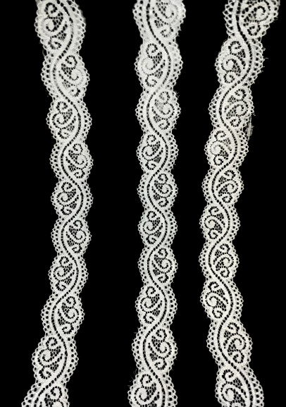 Elegant White Nylon Lace Trim – 4.5 cm Wide, Floral Wave Design – Sewing, Crafting, Dressmaking & DIY Projects