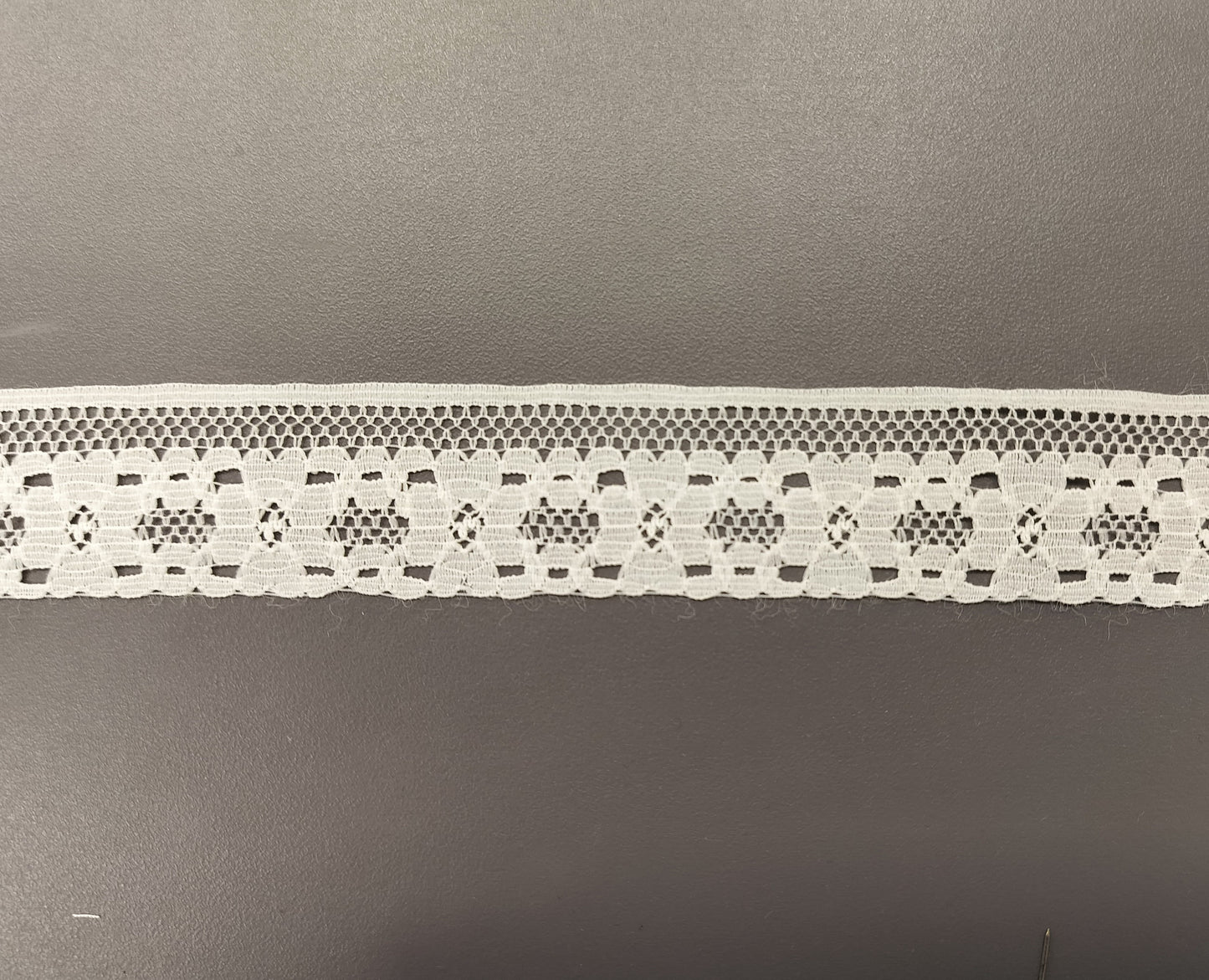 White Nylon Lace Trim – 3.25 cm Wide, Floral Geometric Design – Sewing, Dressmaking, DIY Crafts & Décor