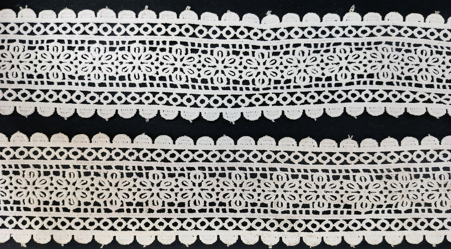 Geometric Floral GPO Polyester Lace Trim – 7 cm Wide Decorative Lace with Scalloped Edges for Sewing, Crafts & Décor (White